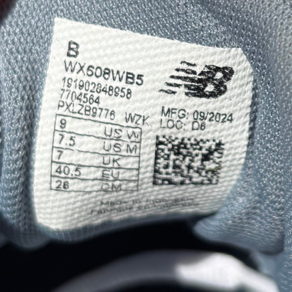 New Balance 608 White and Gray Sneakers - Picture 6 of 6